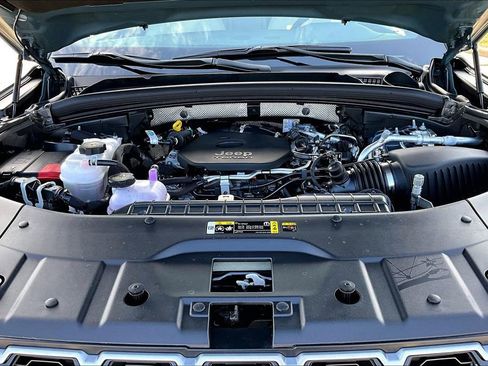 New 2026 Jeep Grand Cherokee Limited AWD/4WD image 14