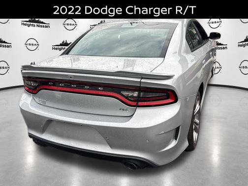 Used 2022 Dodge Charger R/T RWD image 4