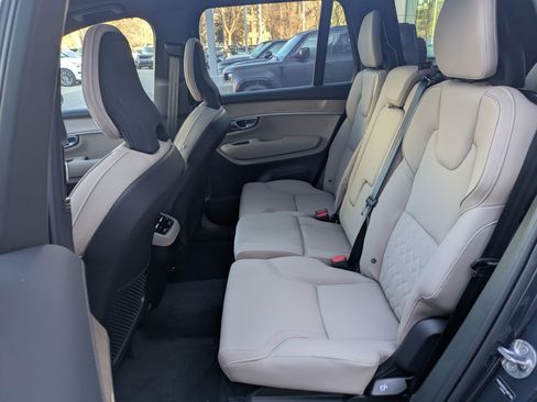 New 2026 Volvo XC90 B6 Plus w/ Protection Package Premier image 16