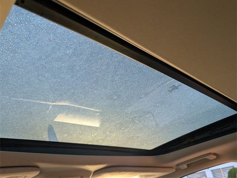 Certified 2022 Ford Expedition Max XLT image 9