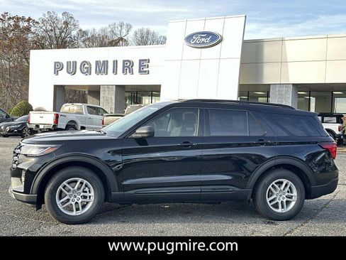 New 2026 Ford Explorer Active image 4