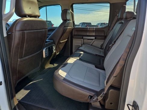 Used 2019 Ford F150 Limited image 12