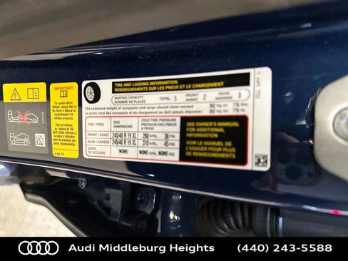 Used 2023 BMW 530e xDrive w/ Luxury Seating Package image 32