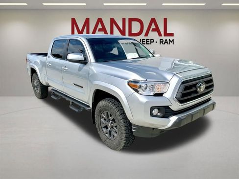 Used 2023 Toyota Tacoma SR5 RWD image 3