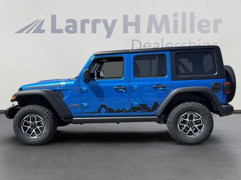 New 2025 Jeep Wrangler Rubicon w/ Steel Bumper Group image 5