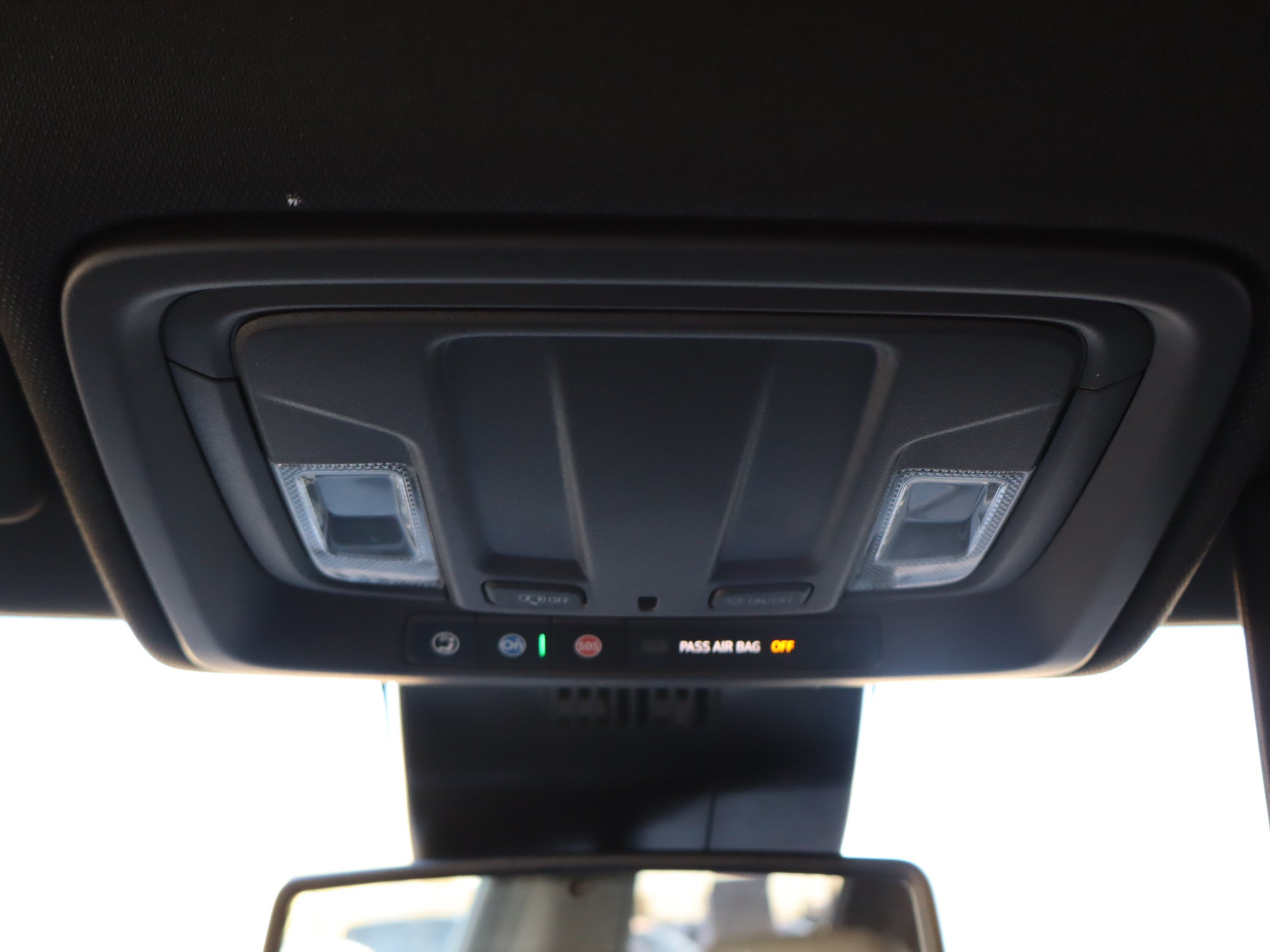 Used 2025 GMC Sierra 1500 SLT AWD/4WD image 28