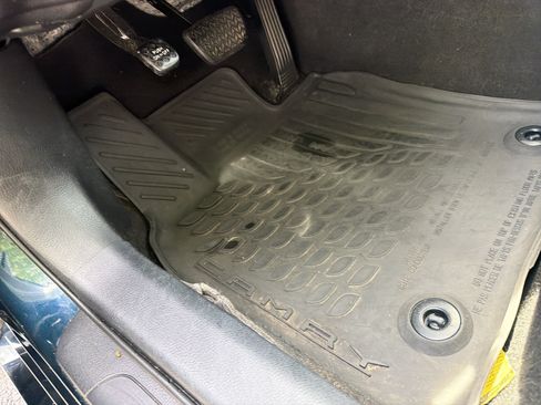 Used 2021 Toyota Camry LE FWD image 18