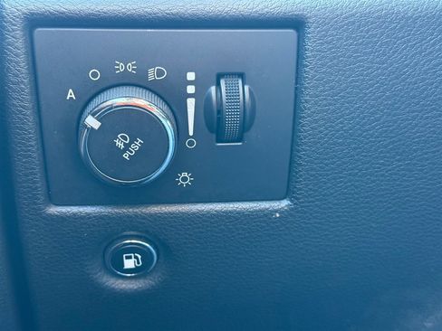 Used 2016 Jeep Grand Cherokee Laredo w/ Quick Order Package 23E image 16