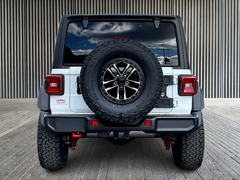 New 2026 Jeep Wrangler Unlimited Rubicon w/ Technology Group image 4