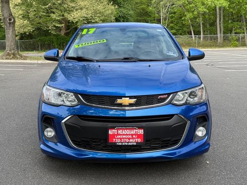 Used 2017 Chevrolet Sonic LT w/ Convenience Package FWD image 2