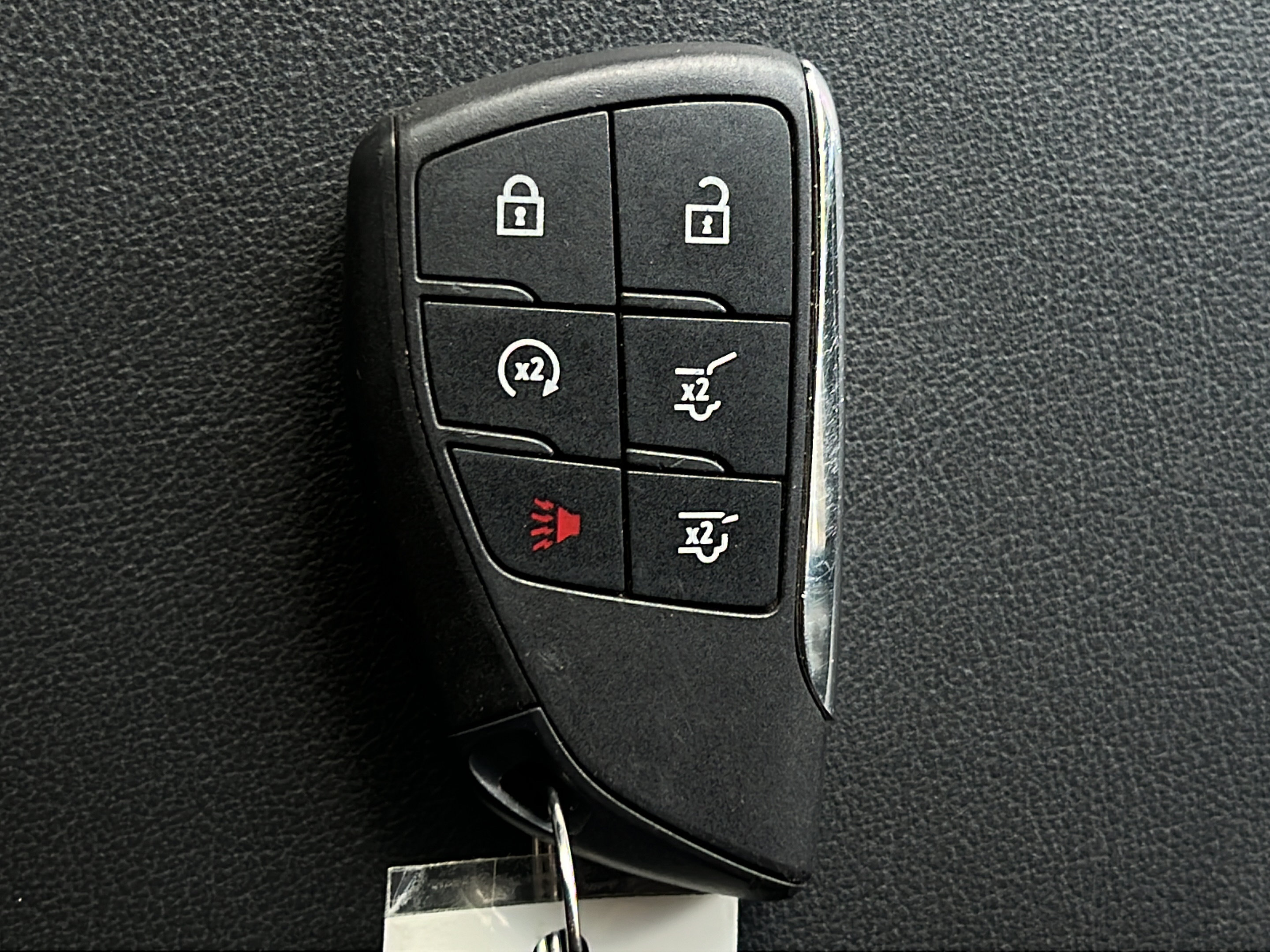 Used 2025 Chevrolet Tahoe LT RWD image 25