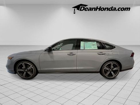 New 2026 Honda Accord SE image 2