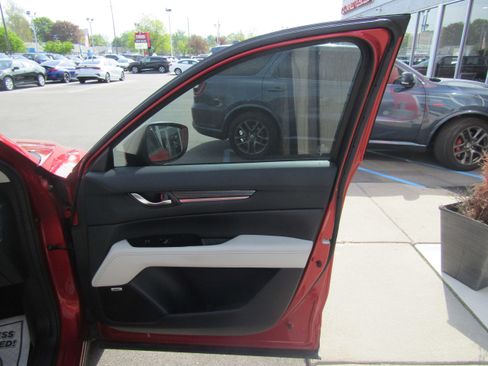 Used 2020 MAZDA CX-5 Grand Touring w/ GT Premium Package FWD image 23