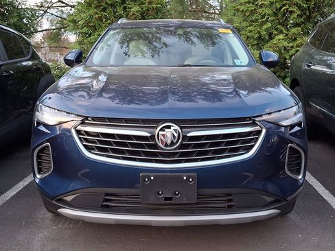 Used 2023 Buick Envision Essence image 3