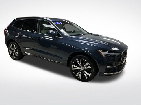 Used 2023 Volvo XC60 B5 Plus w/ Climate Package image 11