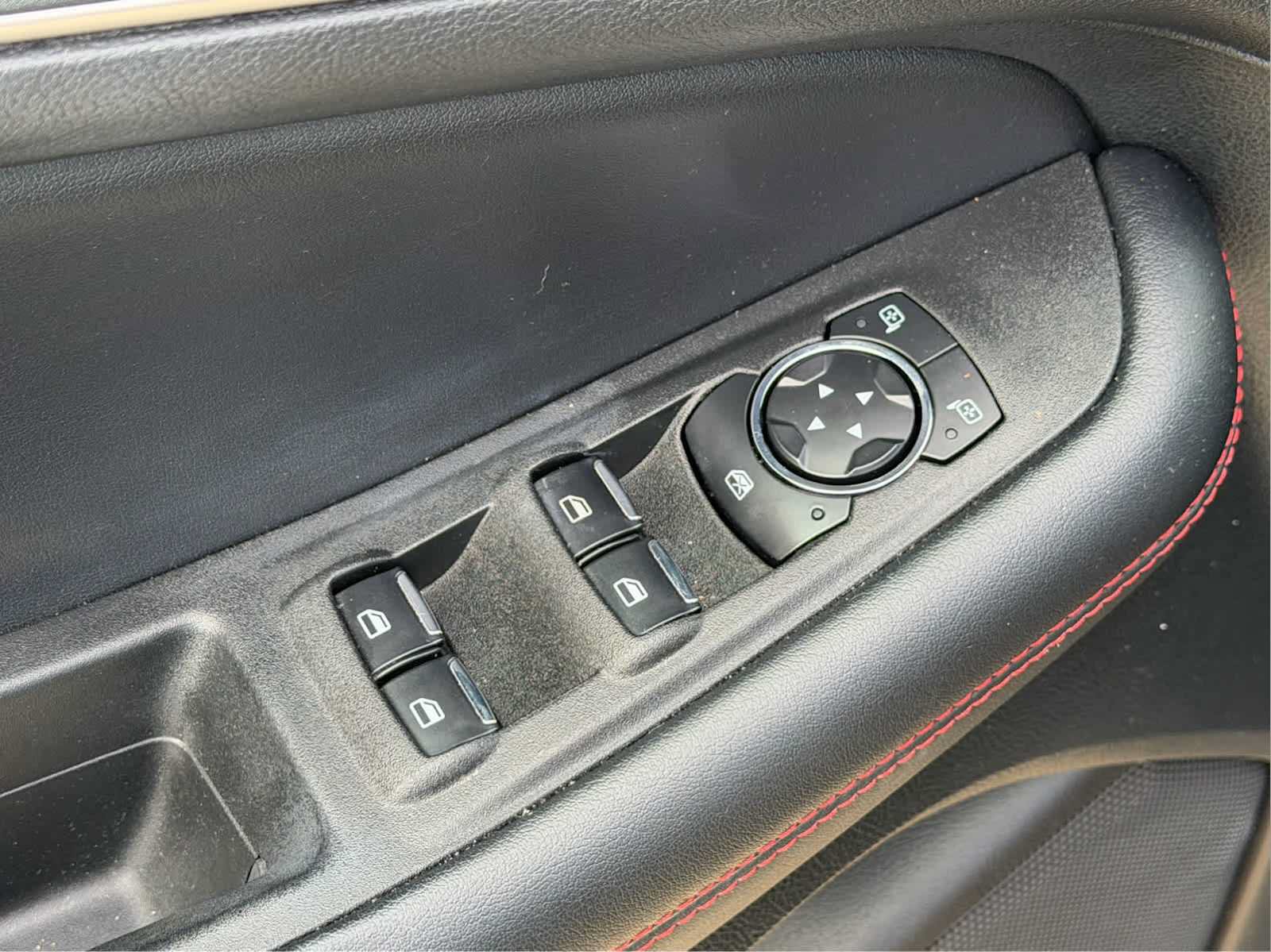 Used 2024 Ford Edge ST-Line AWD/4WD image 7