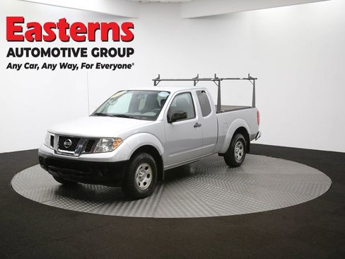 Used 2019 Nissan Frontier S image 54