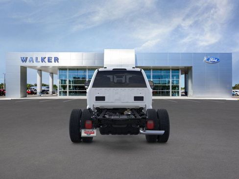 New 2026 Ford F350 XL w/ XL Chrome Package RWD image 5