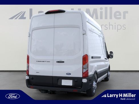 New 2026 Ford Transit 250 148 High Roof AWD image 8