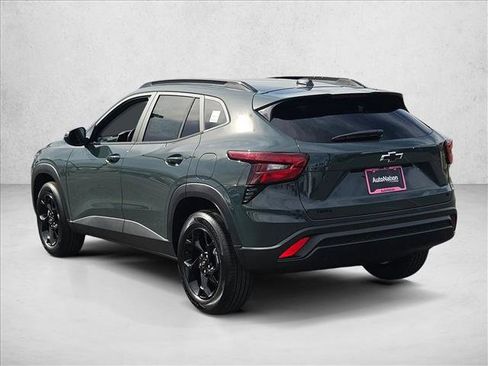 New 2026 Chevrolet Trax LT w/ Driver Confidence Package image 9