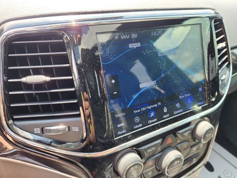 Used 2019 Jeep Grand Cherokee Trailhawk w/ Trailhawk Luxury Group image 35