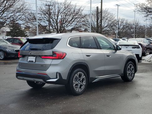 Used 2025 BMW X1 xDrive28i w/ Convenience Package image 3