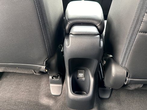Used 2022 Honda HR-V EX-L image 14