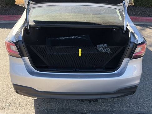 Used 2024 Subaru Legacy Premium image 6