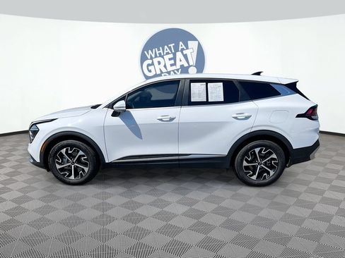 Certified 2025 Kia Sportage EX FWD image 9