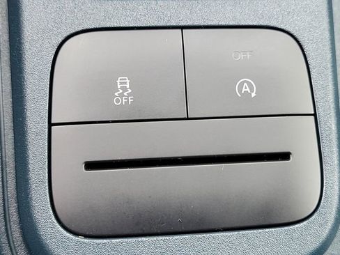 Used 2025 Ford Maverick XLT w/ XLT Luxury Package image 18