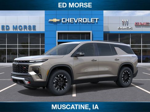 New 2026 Chevrolet Traverse Z71 w/ Driver Confidence Package AWD/4WD image 2