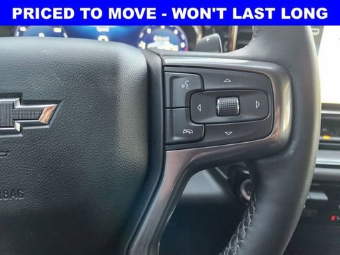 Used 2025 Chevrolet Silverado 1500 ZR2 w/ Technology Package AWD/4WD image 31
