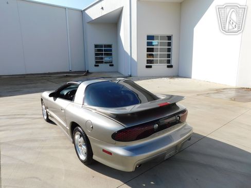 Used 2002 Pontiac Firebird Formula RWD image 20