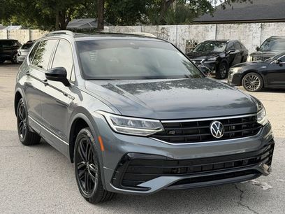 Used 2022 Volkswagen Tiguan SE R-Line