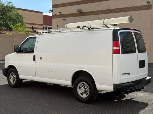 Used 2013 Chevrolet Express 2500 image 8