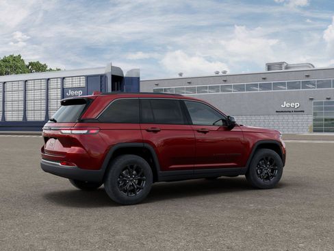 New 2026 Jeep Grand Cherokee Altitude image 4