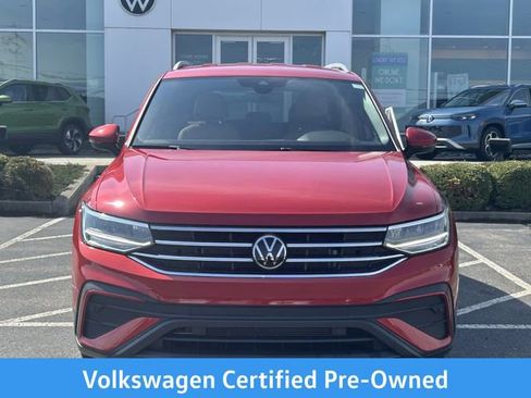 Certified 2023 Volkswagen Tiguan SE AWD/4WD image 2