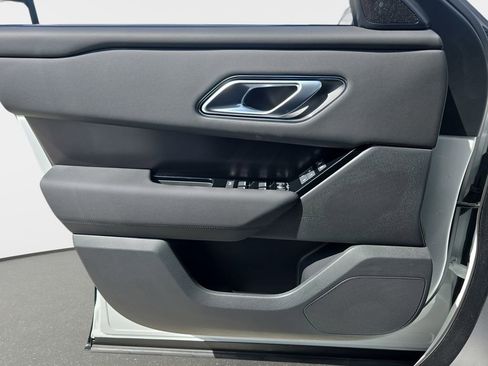 New 2026 Land Rover Range Rover Velar Dynamic SE AWD/4WD image 27