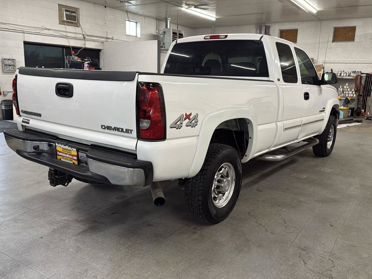 Used 2005 Chevrolet Silverado 2500 LT w/ Heavy-Duty Power Package AWD/4WD image 79