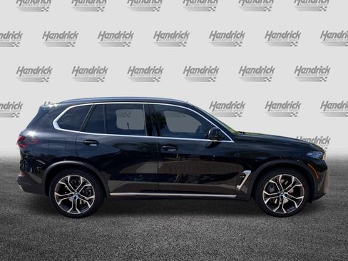 Used 2024 BMW X5 xDrive50e w/ Premium Package AWD/4WD image 11
