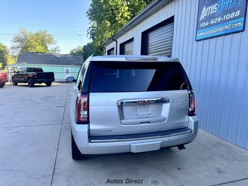 Used 2019 GMC Yukon Denali w/ Denali Ultimate Package AWD/4WD image 18