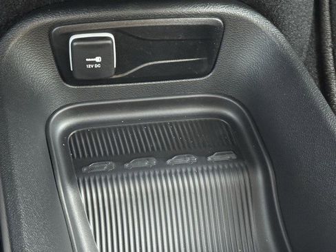 New 2026 Chrysler Pacifica Select image 24