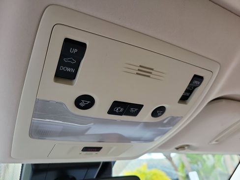 Used 2019 Lexus IS 300 w/ Premium Package image 20