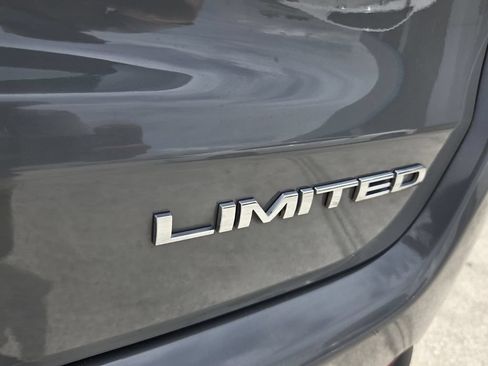 Used 2024 Jeep Compass Limited AWD/4WD image 17