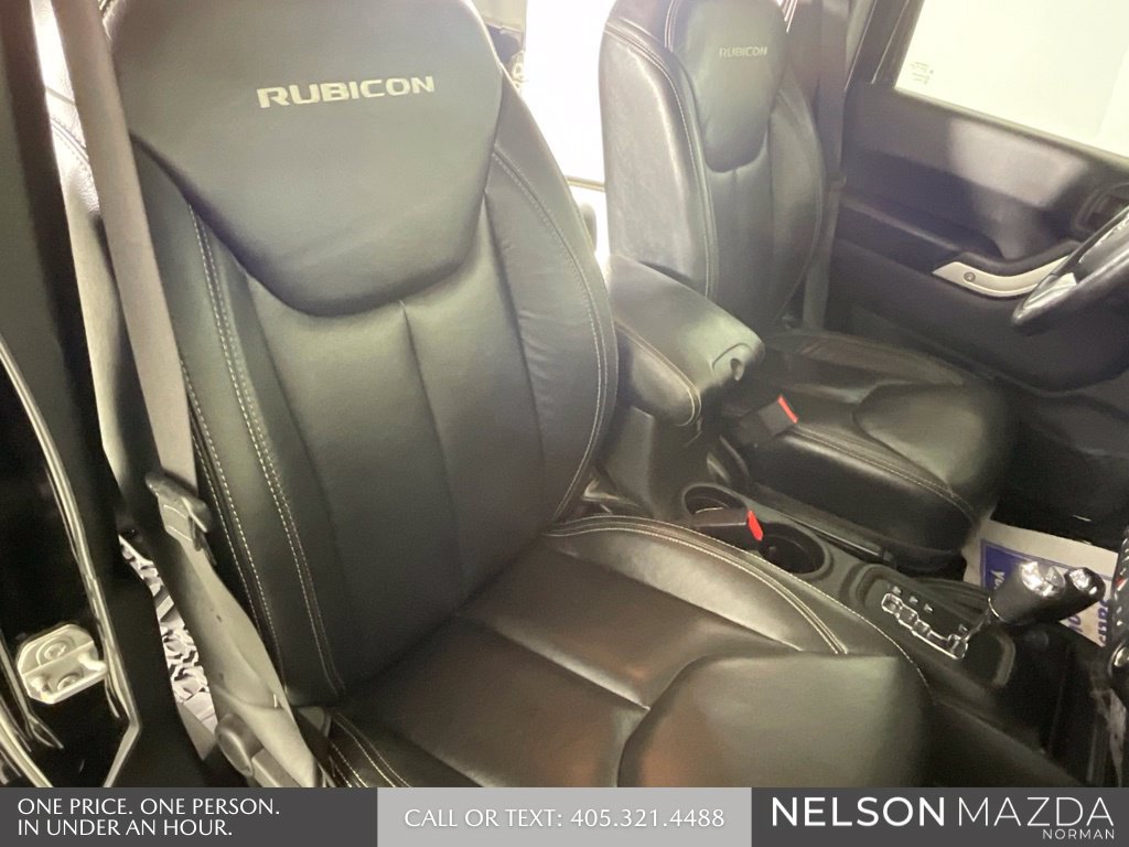 Used 2017 Jeep Wrangler Unlimited Rubicon AWD/4WD image 26
