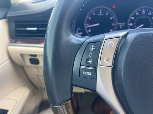 Used 2013 Lexus ES 350 w/ Luxury Pkg FWD image 10
