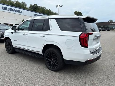 Used 2022 GMC Yukon SLT w/ SLT Luxury Package AWD/4WD image 3