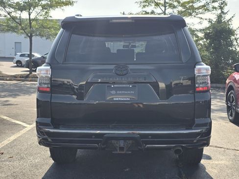 Certified 2019 Toyota 4Runner Limited AWD/4WD image 6