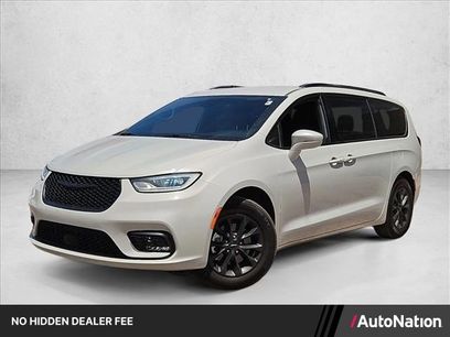 Used 2021 Chrysler Pacifica Touring