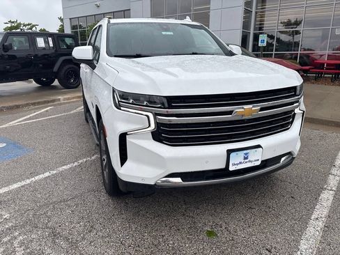 Used 2022 Chevrolet Tahoe LT w/ LT Signature Package AWD/4WD image 8